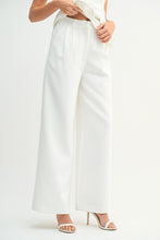 Load image into Gallery viewer, The Kelly set-Off White