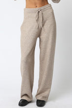 Load image into Gallery viewer, The Trish pants