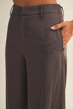 Load image into Gallery viewer, The Mia pants- Brown