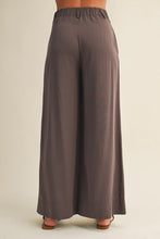 Load image into Gallery viewer, The Mia pants- Brown