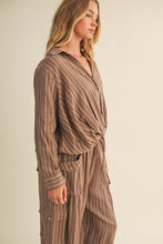 Load image into Gallery viewer, The Sheryl top