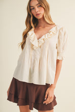 Load image into Gallery viewer, The Grace top-Cream