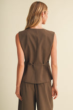 Load image into Gallery viewer, The Elle Vest-Brown