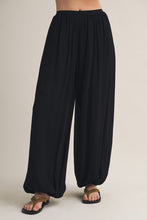 Load image into Gallery viewer, The Pia pants