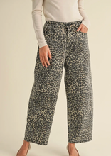 Load image into Gallery viewer, The Leopard print barrel pants