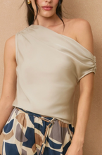 Load image into Gallery viewer, The Lisette top