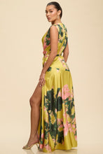 Load image into Gallery viewer, The Nina dess
