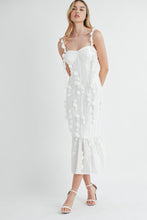 Load image into Gallery viewer, The Mariana dress- White
