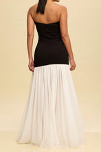 Load image into Gallery viewer, The Cici dress- Black- White
