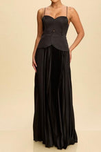 Load image into Gallery viewer, The Tara dress- Black
