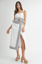 Load image into Gallery viewer, The Bea set - White
