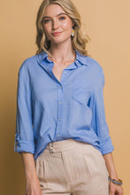 Load image into Gallery viewer, The Ariana linen top- Lt Blue
