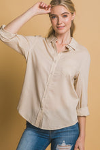 Load image into Gallery viewer, The Ariana linen top
