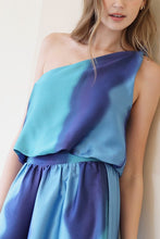 Load image into Gallery viewer, The Pam top- Blue
