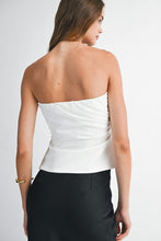 Load image into Gallery viewer, The Alex top- White
