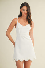Load image into Gallery viewer, The Pia dress- White
