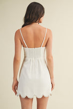 Load image into Gallery viewer, The Pia dress- White
