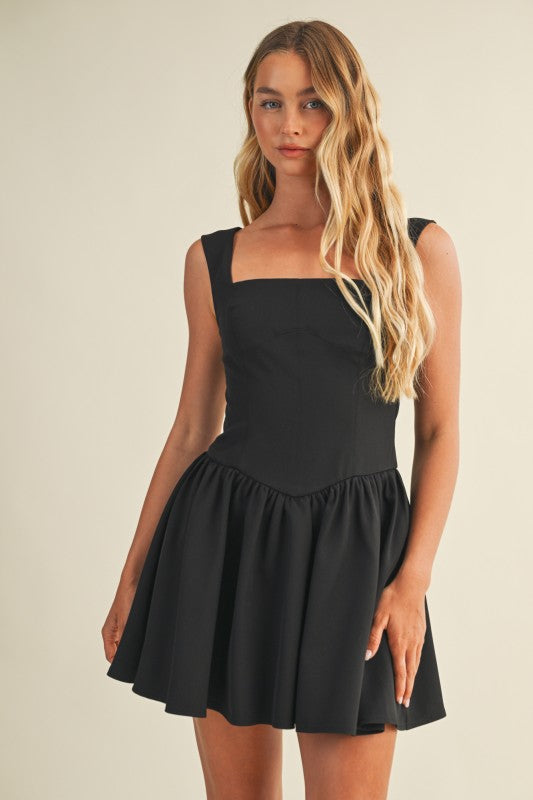 The Nina dress- Black