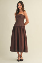 Load image into Gallery viewer, The Mika dress- Brown
