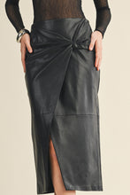 Load image into Gallery viewer, The Maru skirt- Black
