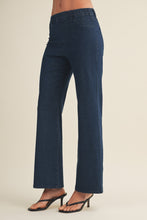 Load image into Gallery viewer, The Aa jeans
