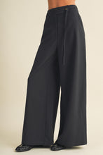 Load image into Gallery viewer, The Elle pants- Black
