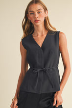 Load image into Gallery viewer, The Elle Vest-  Black
