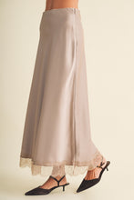 Load image into Gallery viewer, The Ana skirt- Mushroom
