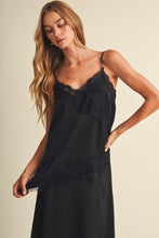 Load image into Gallery viewer, The Bella top- black
