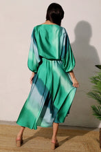 Load image into Gallery viewer, The Pam Blouse- Green
