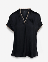 Load image into Gallery viewer, The Ia top- Black
