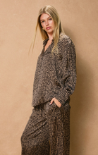 Load image into Gallery viewer, The D top
