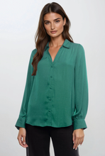 Load image into Gallery viewer, The Lia top-Green
