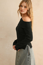 Load image into Gallery viewer, The Jenni top
