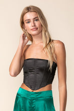Load image into Gallery viewer, The Franki top- Black
