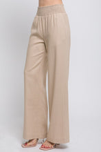Load image into Gallery viewer, The Susan pants- Khaki
