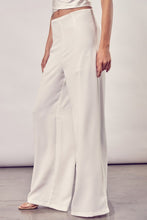 Load image into Gallery viewer, The Cindy pants- White
