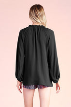 Load image into Gallery viewer, The Steph top- Black
